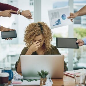 empresas-devem-agir-para-evitar-casos-de-burnout